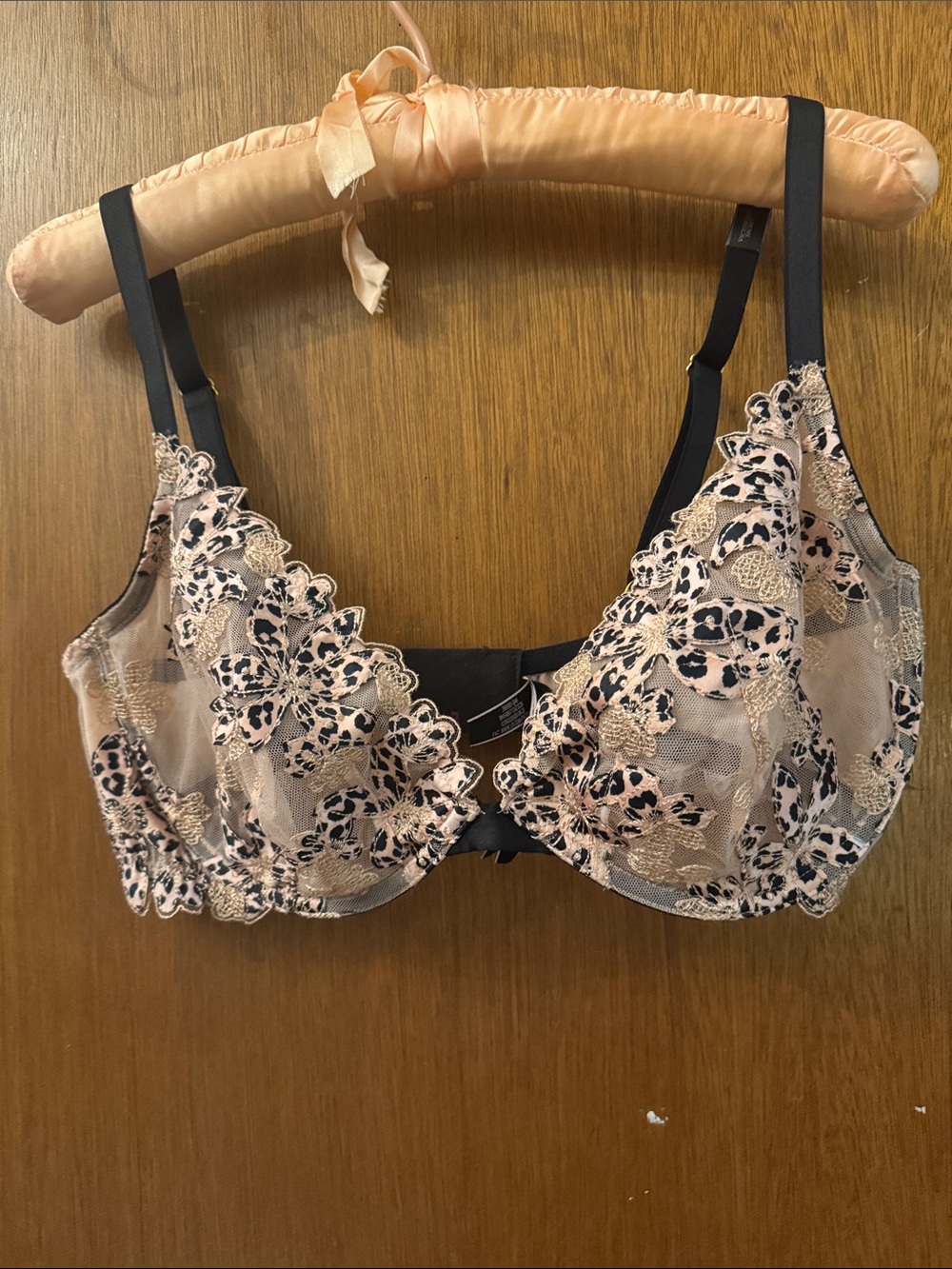 Victoria's Secret Nude Pink and Black Lace Underwire Bra